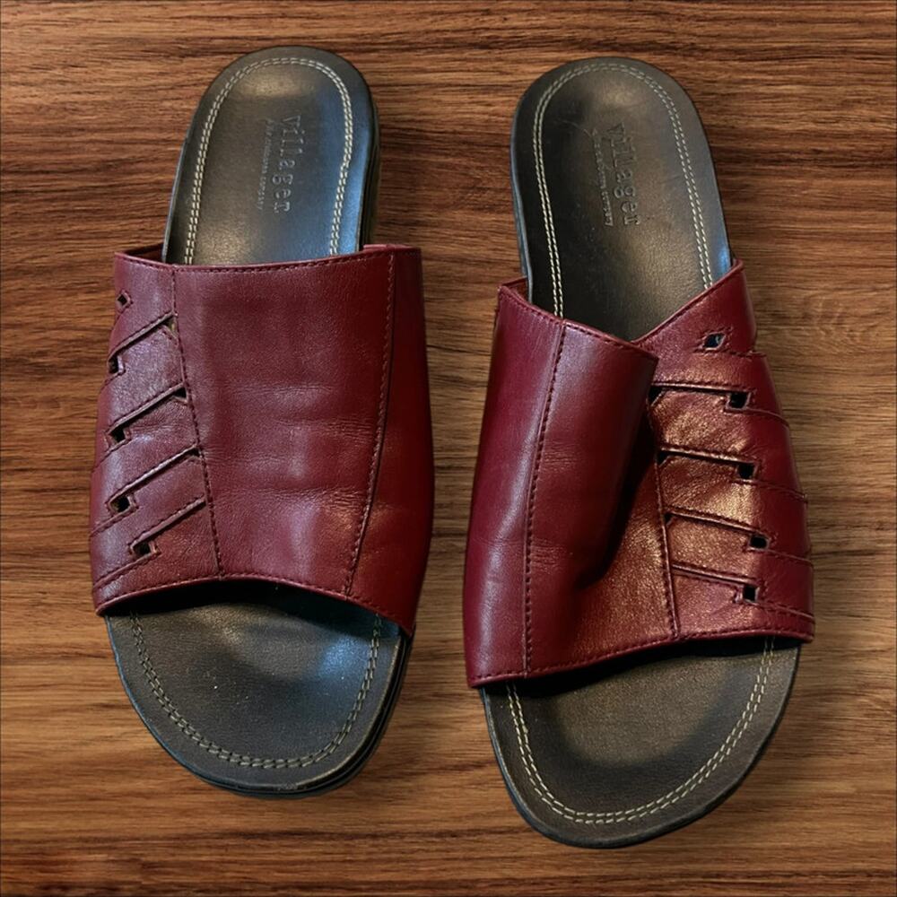 Villager a Claiborne Company Burgundy Leather Slide Sandals Women’s 9